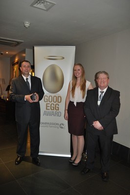 Gregg's Representatives receive their award