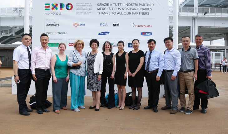 Chinese Delegation 1